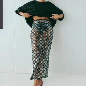 Devyn Sequin Midi Skirt Black Open media 5 in modal Devyn Sequin Midi Skirt Bla